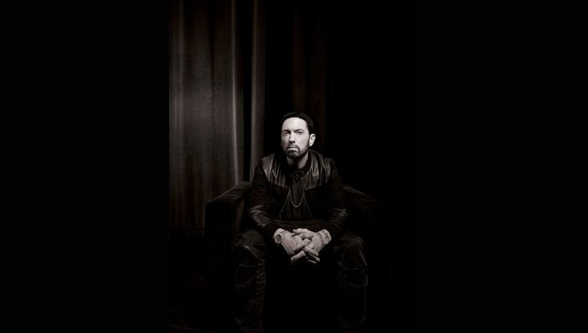 9月は、4年半ぶりとなる待望のニュー・アルバム『The Death of Slim